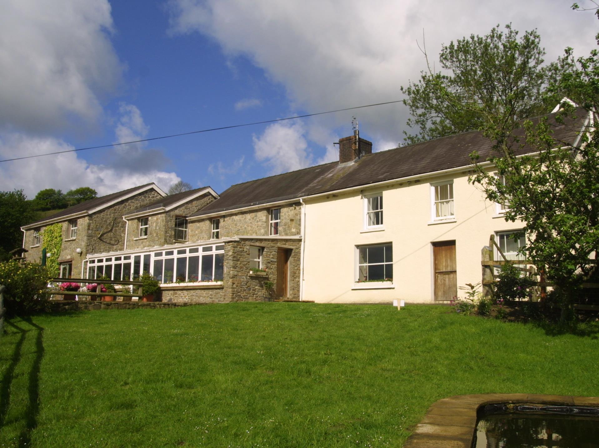 Llanerchindda Farm Guest House Cynghordy Exterior photo